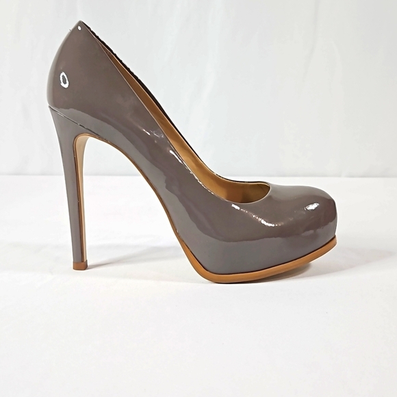 Kelsi Dagger Gray Patent Leather Pumps Size 8 - Picture 1 of 8